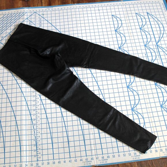 Windsor Black Pleather Sky High Leggings, XS/S - Picture 3 of 5